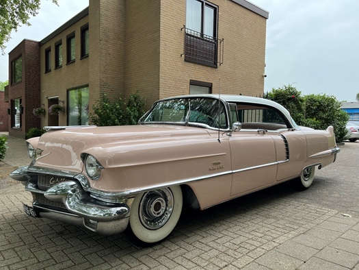 1956 Cadillac Sedan de Ville oldtimer te koop