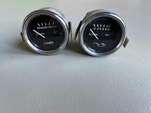 Veglia - dashboard inbouw meters te koop