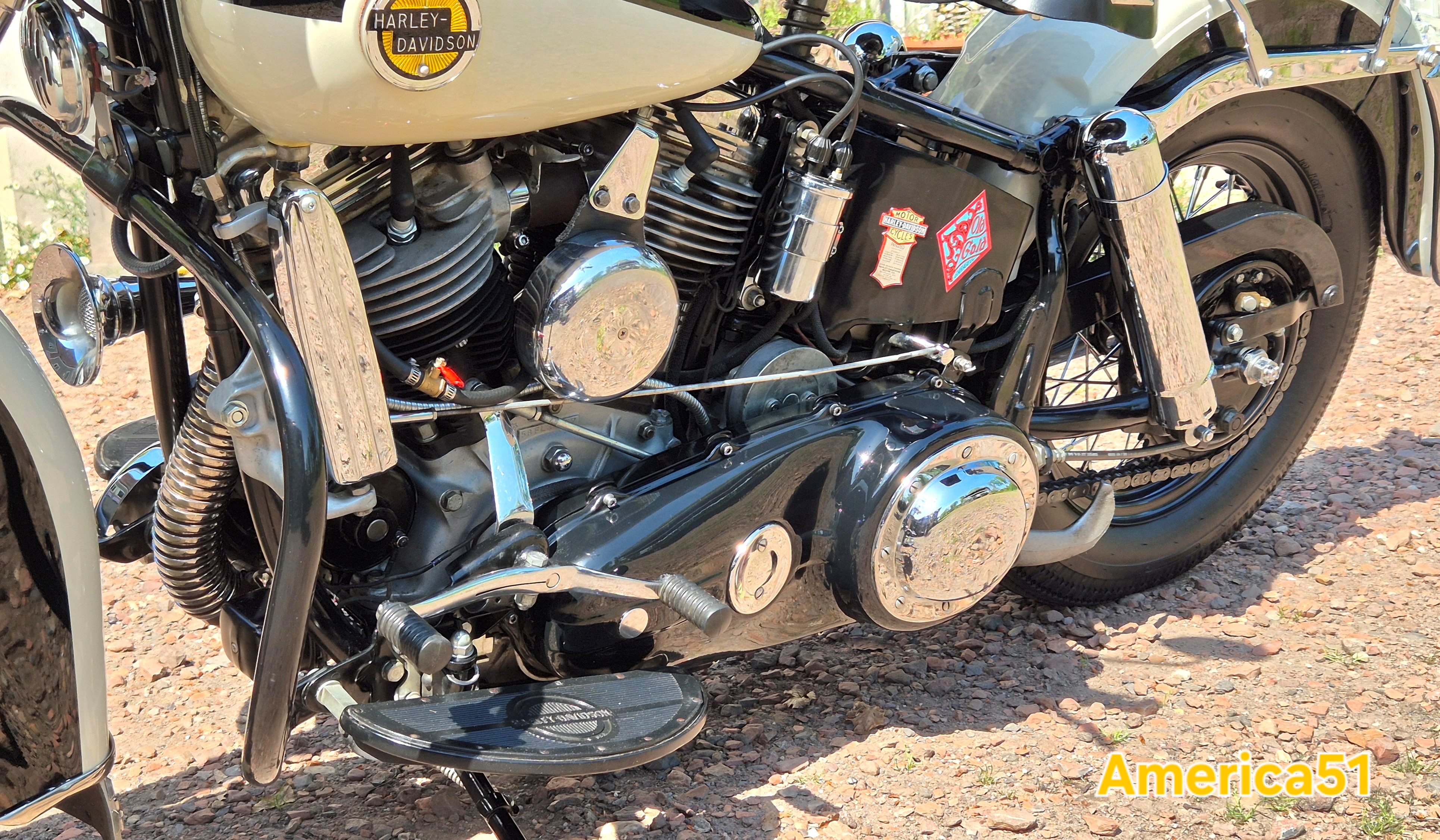 1958 Harley-Davidson FL1200 Duo Glid3 oldtimer motorfiets te koop