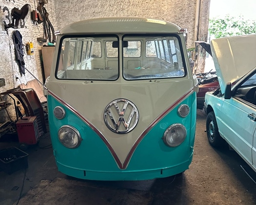 1975 Volkswagen  T1 splitwindow bus oldtimer te koop
