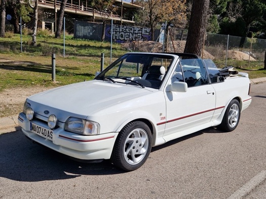 1989 Ford Escort XR3i 1.6 Cabriolet oldtimer te koop
