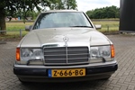 1990 Mercedes 260E W124 oldtimer te koop