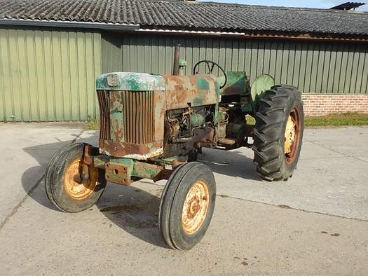 John Deere 435 Diesel GM 2 Stroke oldtimer tractor te koop