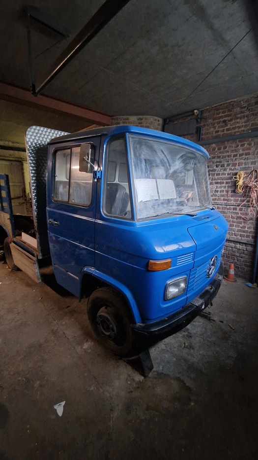1971 Mercedes 508 D oldtimer vrachtwagen te koop