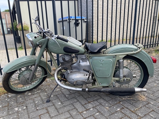IZH oldtimer te koop