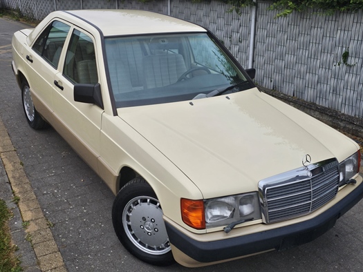 1988 Mercedes 190 oldtimer te koop