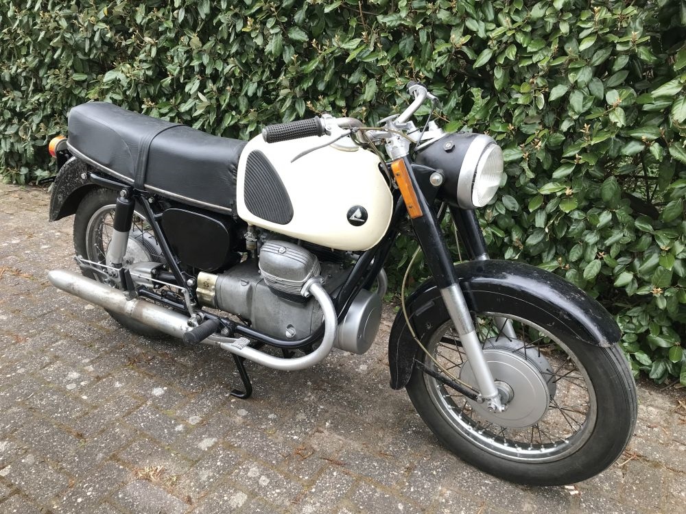1961  Lilac LS18 oldtimer motorfiets te koop