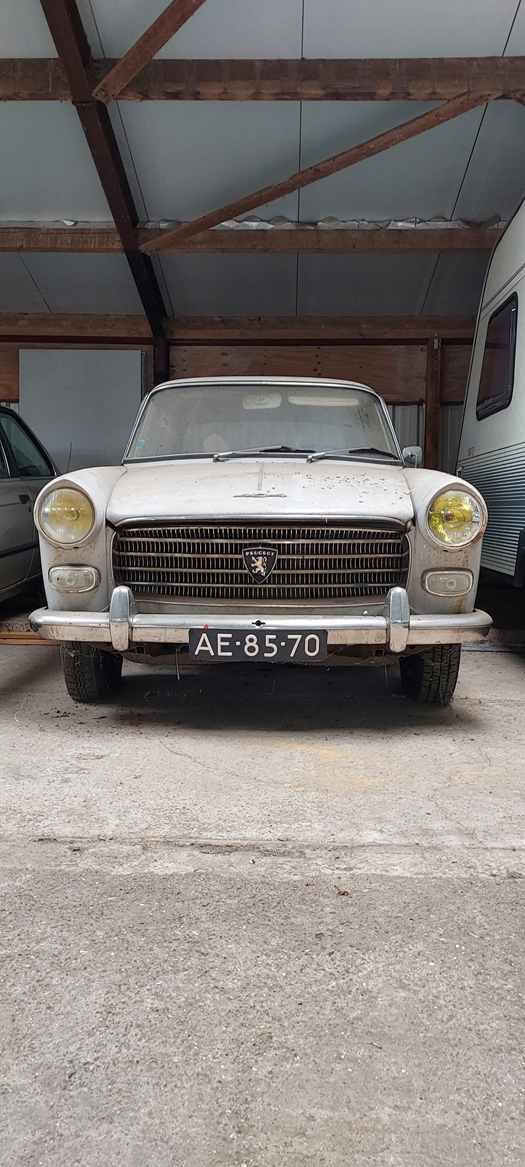 1962 Peugeot 404 sedan oldtimer te koop