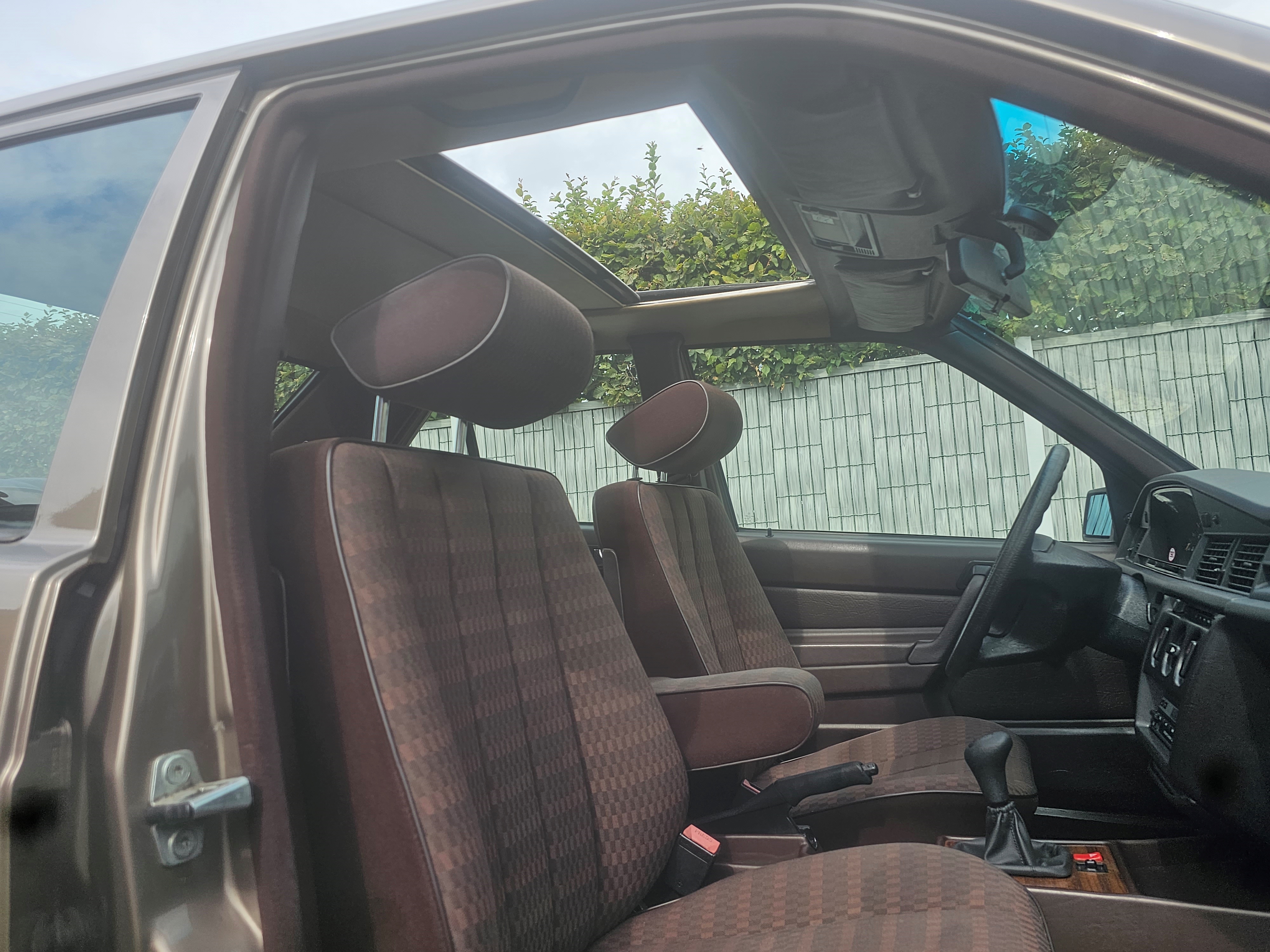 1992 Mercedes 190 oldtimer te koop