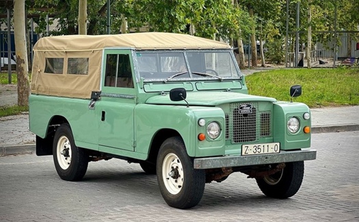 1982 Land Rover Santana Series III 109 oldtimer te koop