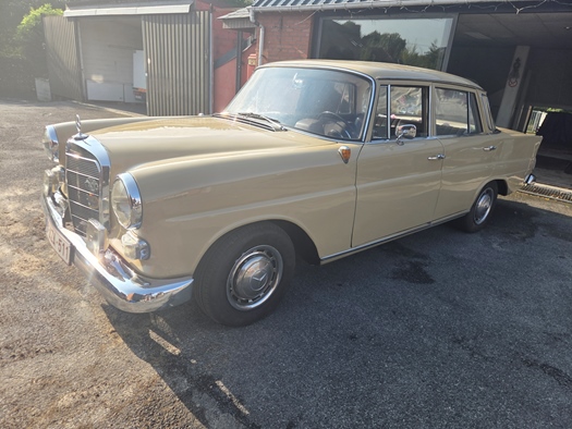 1965 Mercedes 190D oldtimer te koop