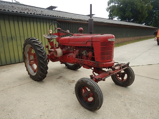 1948 International Farmall H wide front  model oldtimer te koop