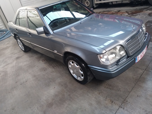 1991 Mercedes 300E 4-matic (4x4) oldtimer te koop