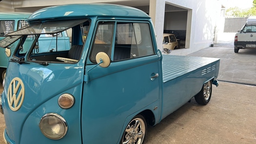 1975 Volkswagen T1 splitwindow bus single cab oldtimer te koop