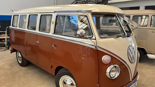 1966 Volkswagen T1 splitwindow bus oldtimer te koop