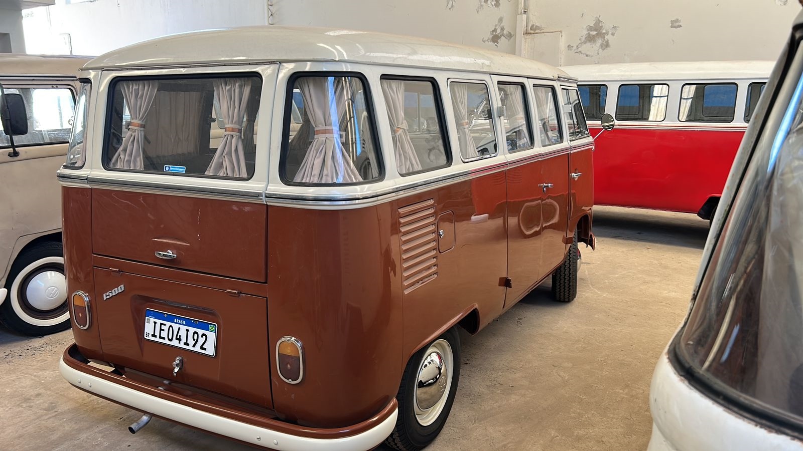 1966 Volkswagen T1 splitwindow bus oldtimer te koop