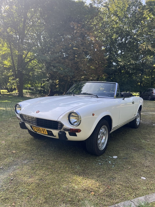 1979 Fiat 124 Spider oldtimer te koop