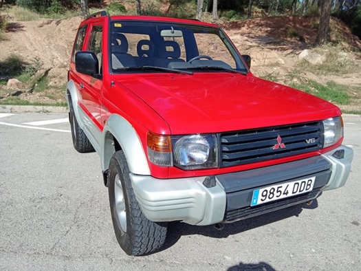 1994 Mitsubishi Montero 3.5 V6 oldtimer te koop