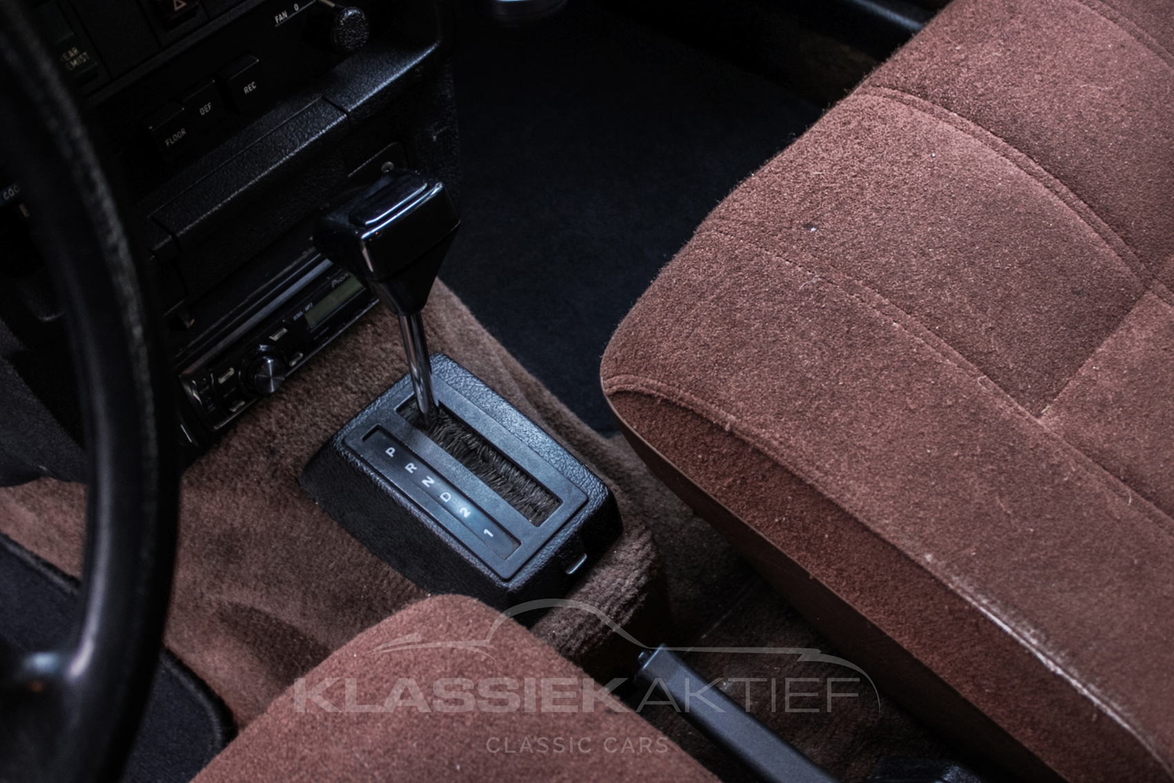 1977 Volvo 245 Automaat oldtimer te koop