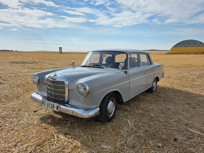 1966 Mercedes 190D oldtimer te koop