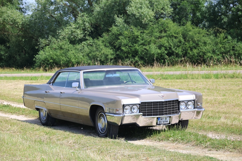 1969 Cadillac DeVille oldtimer te koop