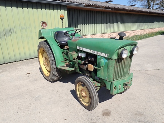 1966 John Deere 1020V Vineyard Diesel. oldtimer te koop