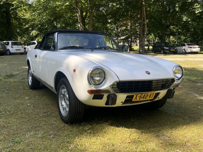 1979 Fiat 124 Spider oldtimer te koop