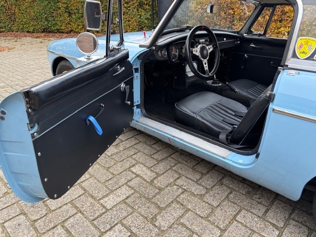 1965 MG B Works Replica oldtimer te koop