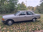 1982 Mercedes 230E oldtimer te koop