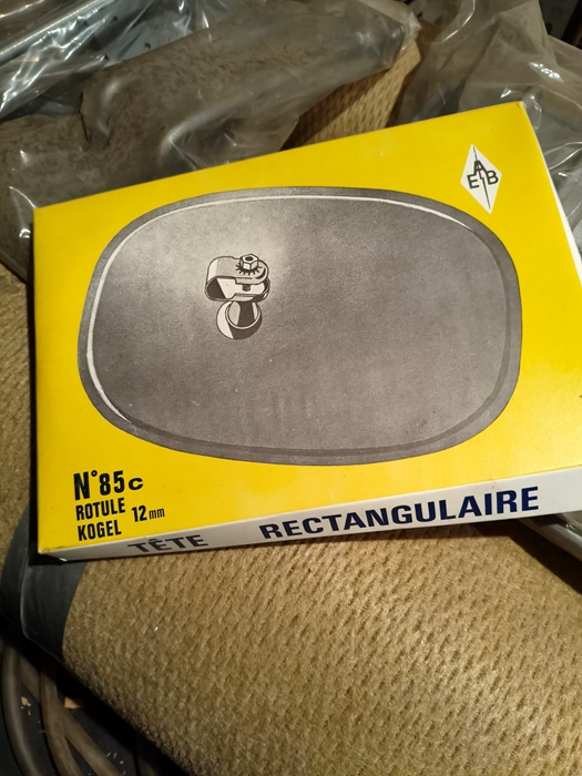 1001 lampen en spiegels,claxons en ruitenwissermot te koop