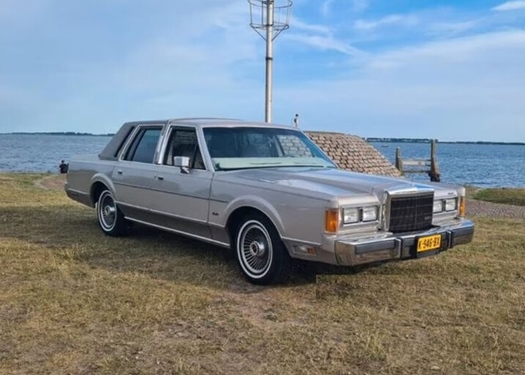 1989 Lincoln Towncar oldtimer te koop