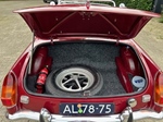 1972 MG Roadster, Damask Red oldtimer te koop