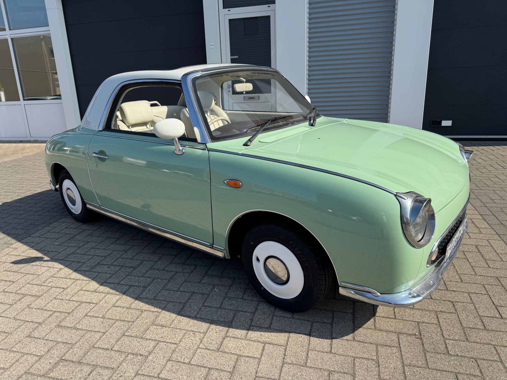 1991 Nissan Figaro oldtimer te koop
