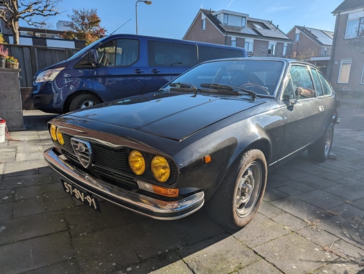 Alfa Romeo Alfetta en 2000 GTV oldtimer te koop