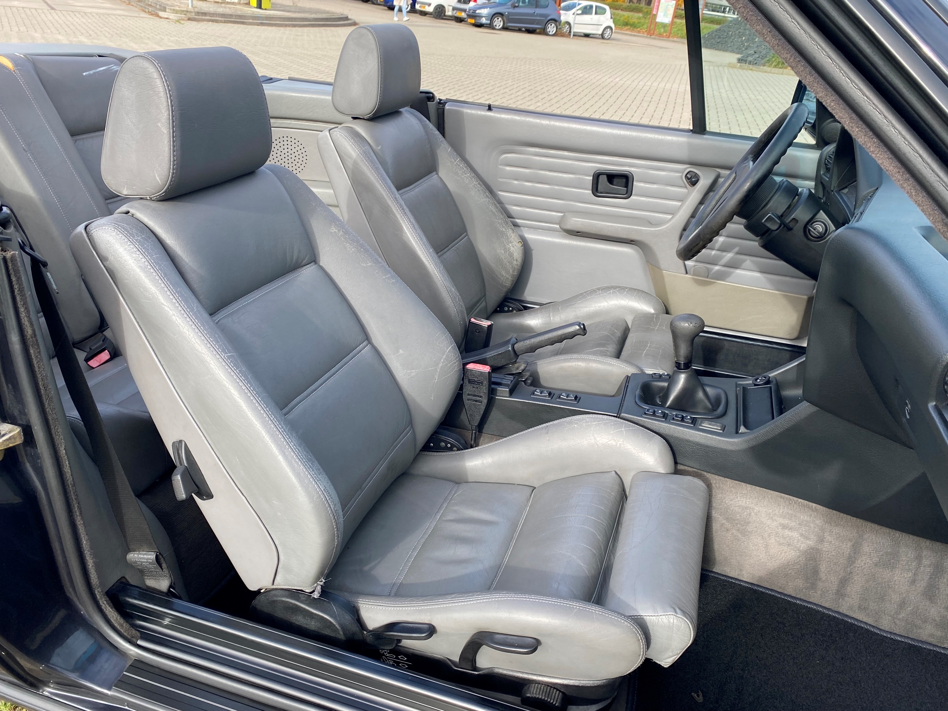 1991 BMW E30 318i cabriolet oldtimer te koop