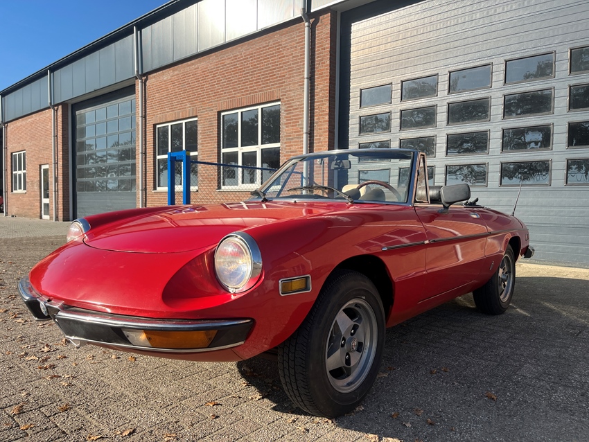 1977 Alfa Romeo Spider 2000 oldtimer te koop