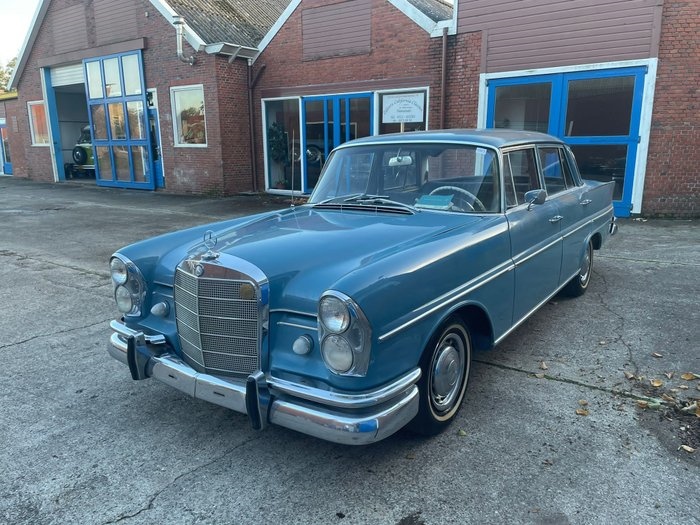 1964 Mercedes 220 S oldtimer te koop
