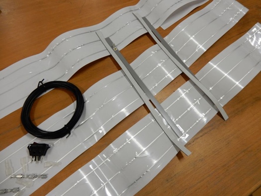 Achterruit verwarming , zelfklevend. 12 Volt te koop