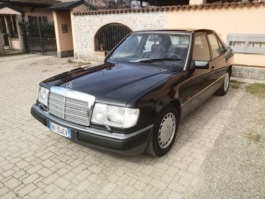 1991 Mercedes 200 E W124 oldtimer te koop