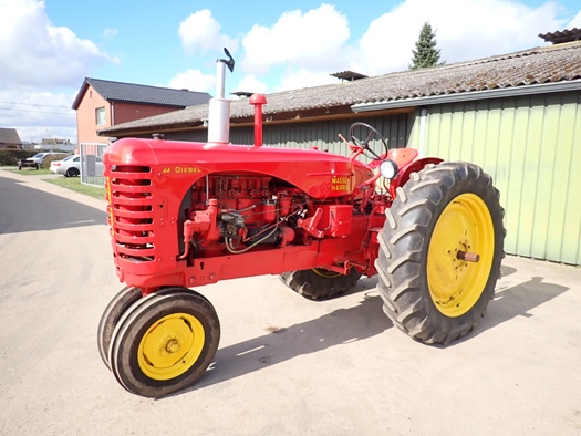 1953 Massey-Harris 44 Diesel oldtimer tractor te koop