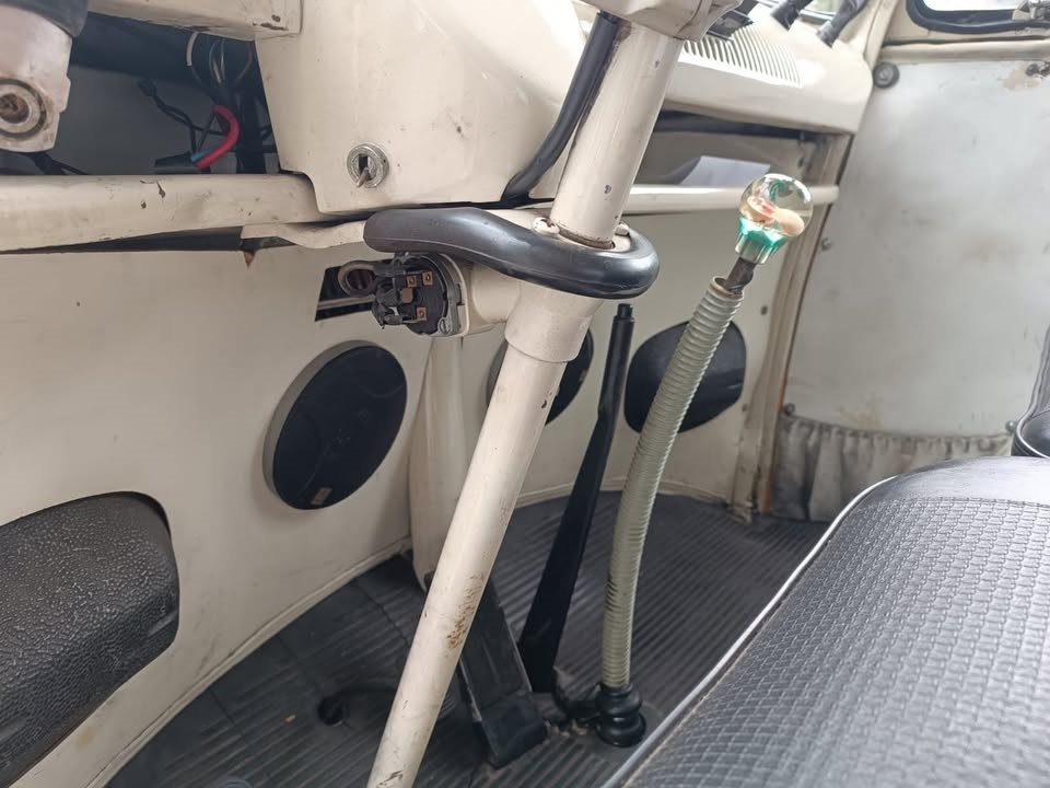 1973 Volkswagen T1 splitwindow bus oldtimer te koop