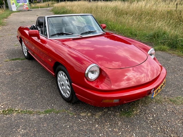1992 Alfa Romeo Spider oldtimer te koop