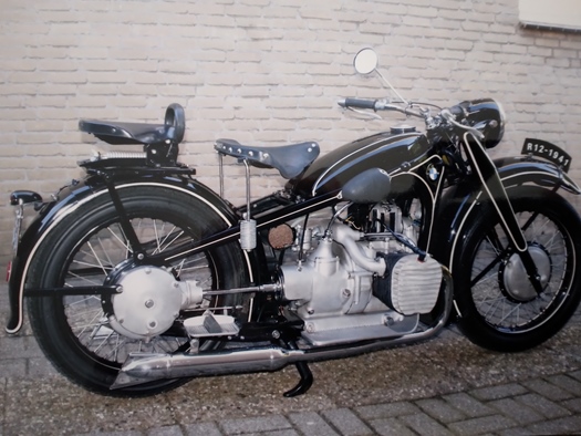 1941 BMW R12 oldtimer motorfiets te koop