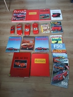 Ferrari boeken  en model en showroom poster oldtimer te koop