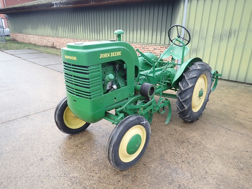 1943 John Deere L Electric start with cultivators oldtimer tractor te koop