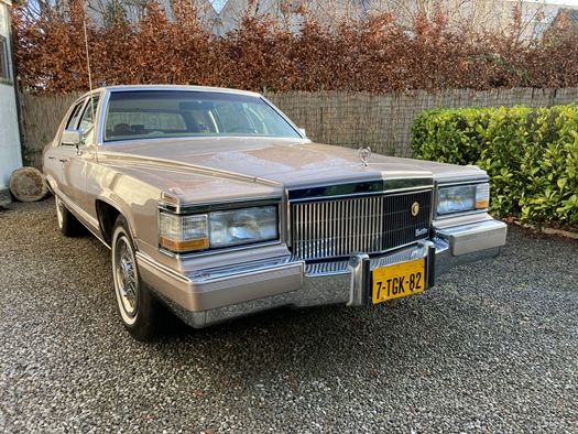 1992 Cadillac Brougham oldtimer te koop