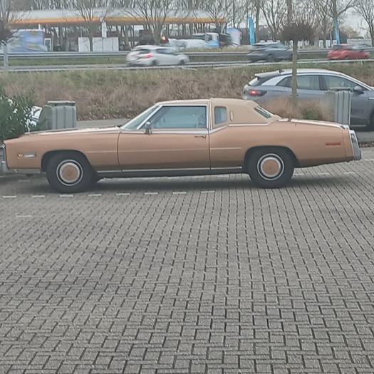 1977 Cadillac Eldorado Biarritz  oldtimer te koop