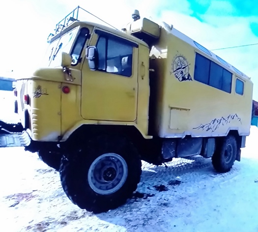 1969 GAZ 66 kampeerttuck oldtimer vrachtwagen te koop