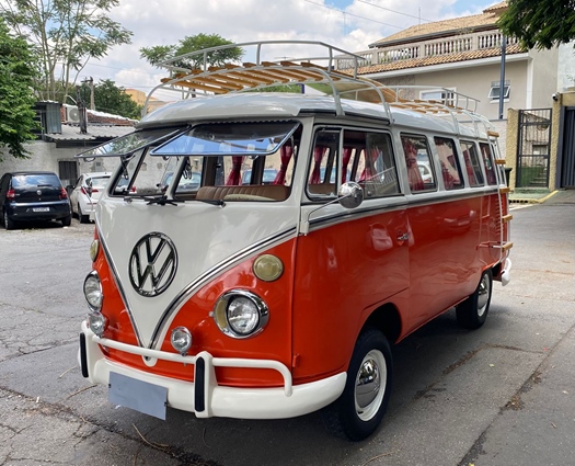 1974 Volkswagen T1 split window bus oldtimer te koop