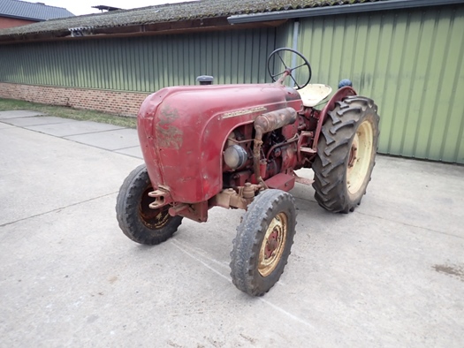 Porsche S309 Vineyard Tractor oldtimer tractor te koop